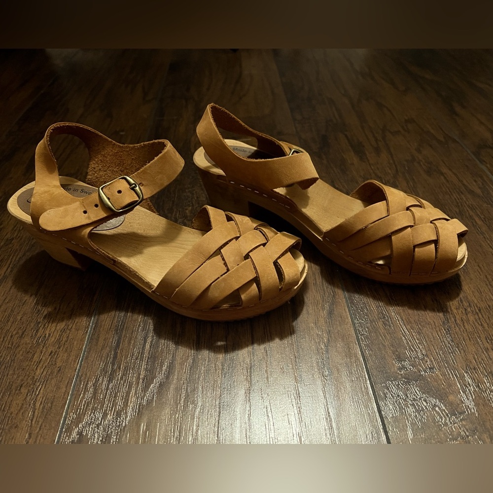Lotta from Stockholm Peep Toe Nubuck High Wood clogs, Size 38